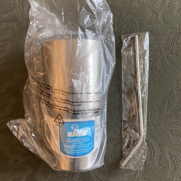 Brand new, never used. Nice, 30 ounce vacuum insulated stainless steel Tumblr. - Picture 5 of 7